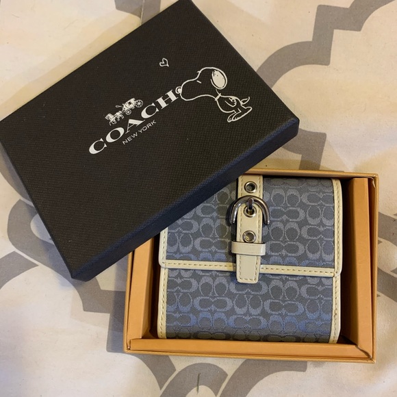 Coach Handbags - Coach Wallet